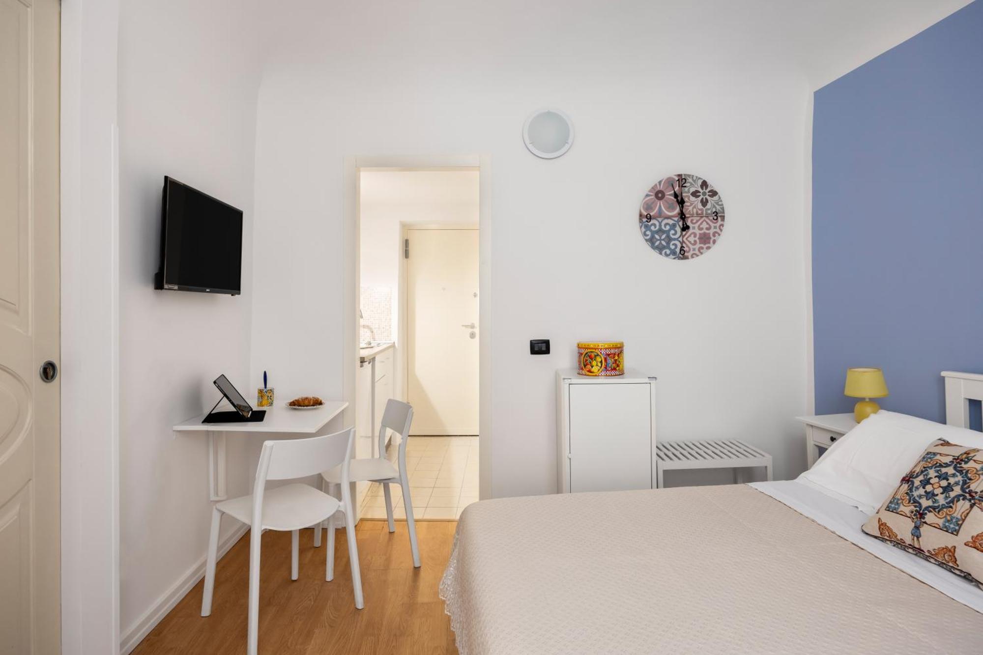 Agata E Rosalia 2 Bedroom Flat At The Quattro Canti ปาแลร์โม ภายนอก รูปภาพ