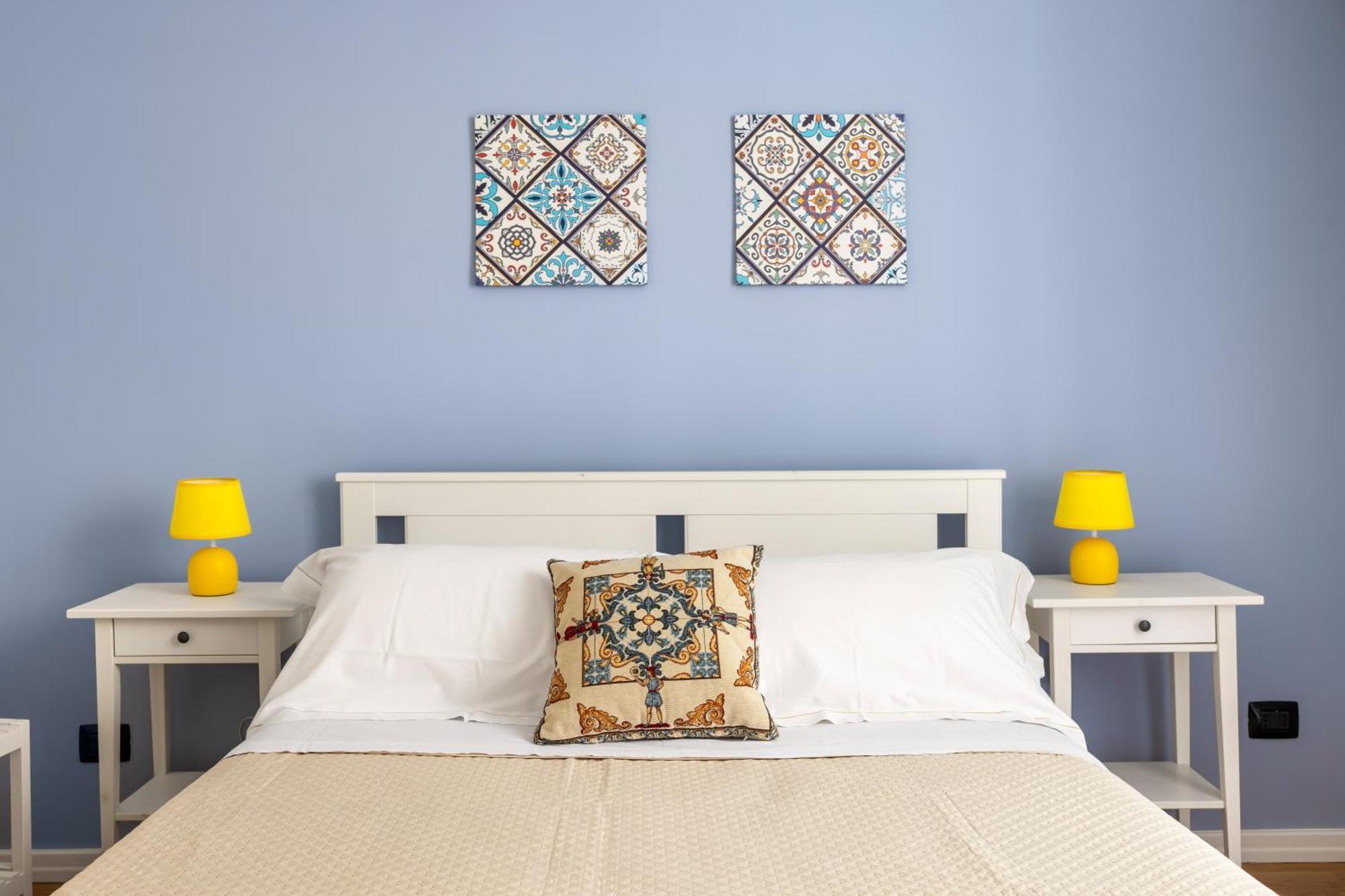 Agata E Rosalia 2 Bedroom Flat At The Quattro Canti ปาแลร์โม ภายนอก รูปภาพ